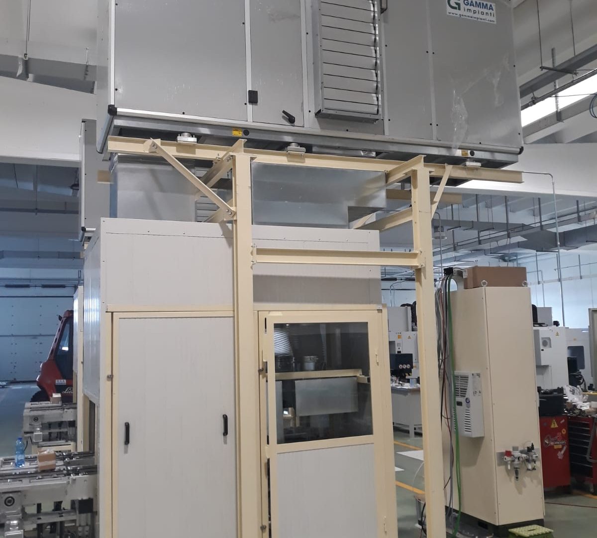 Raffreddamento pezzi all’interno di linee produttive